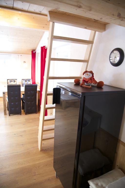 Apartment Turmzimmer Langwies Esterno foto